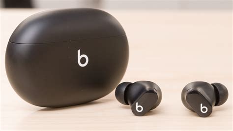 beats wireless earbuds review.